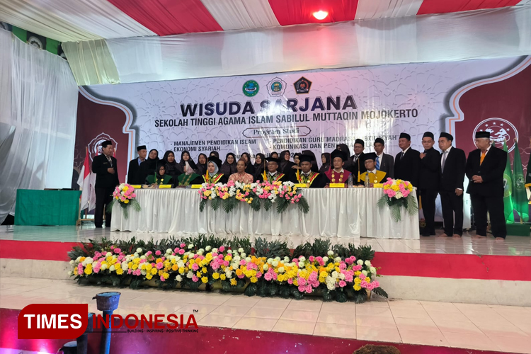 Hadiri Wisuda STAI Sabilul Muttaqin Mojokerto, Sekretaris MUI Jatim: Sebuah Proses Hijrah