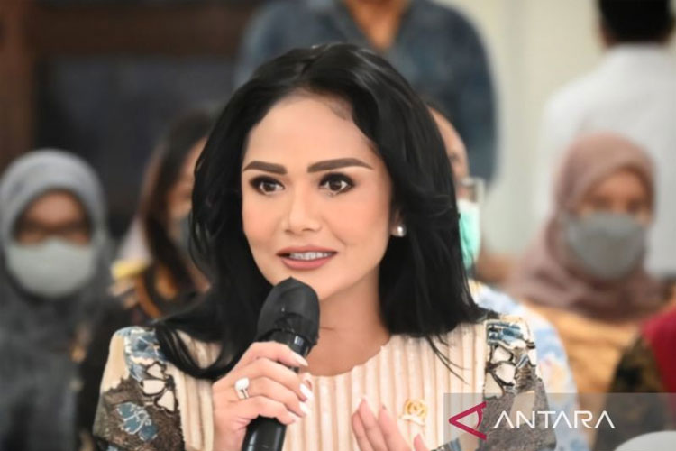 Selebgram Meninggal Usai Sedot Lemak, KD: Perlu Regulasi untuk Klinik Kecantikan
