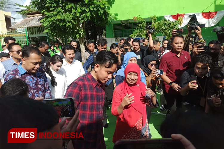 Dampingi Gibran Simulasi Makan Gratis, Wali Kota Surabaya: Bisa Tekan Gizi Buruk