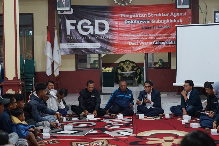 Pengabdian-Masyarakat-FISIP-UB-2.jpg