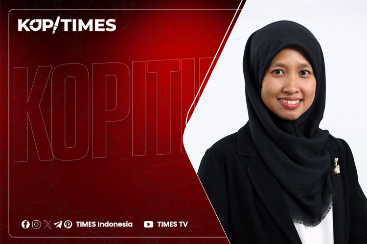 Fuandani Istiati, S.I., Kom., M.A., Dosen Ilmu Komunikasi UAD
