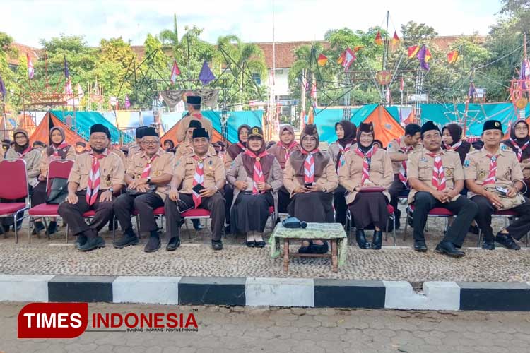 Suasana apel akbar Pramuka 2024 dan pembukaan pelatihan di SMAN 1 Pacitan. (FOTO: Yusuf Arifai/TIMES Indonesia)
