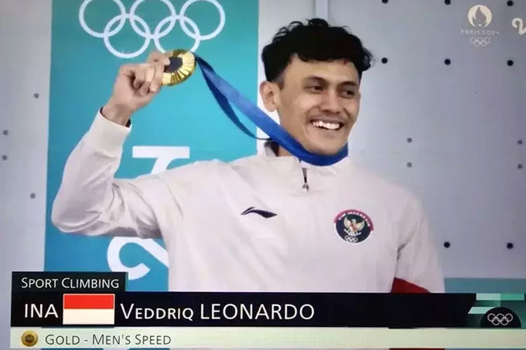 Veddriq Leonardo Raih Emas Pertama Indonesia di Olimpiade Paris 2024