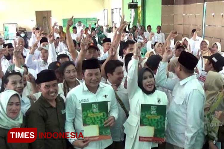 Achmad-Amir-Aslichin-b.jpg