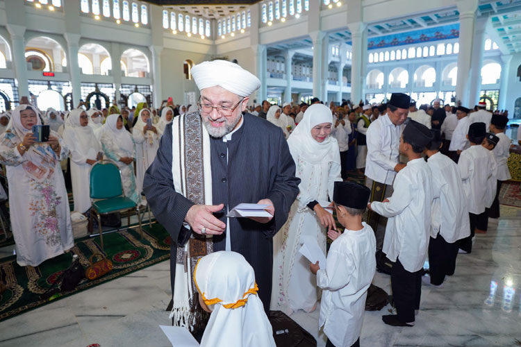 Syekh-Afeefuddin-Al-Jailani.jpg