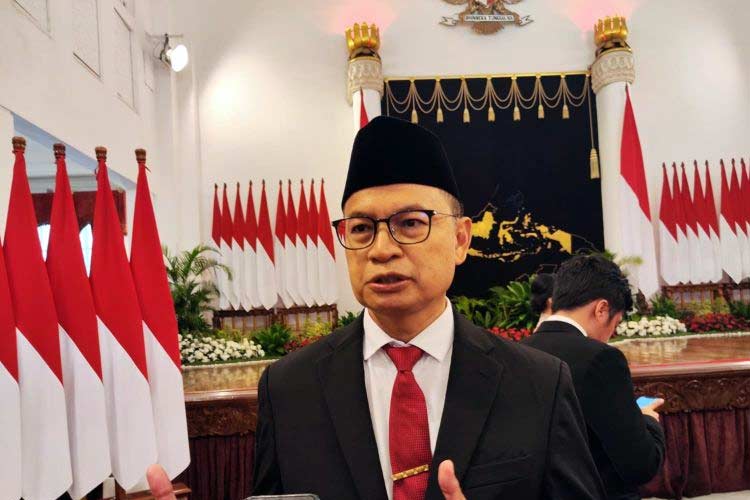 Kepala Badan Pengawas Obat dan Makanan (BPOM) Taruna Ikrar saat menyampaikan keterangan di kompleks Istana Kepresidenan Jakarta, Senin (19/8/2024). (Foto: Antara/Mentari Dwi Gayati).