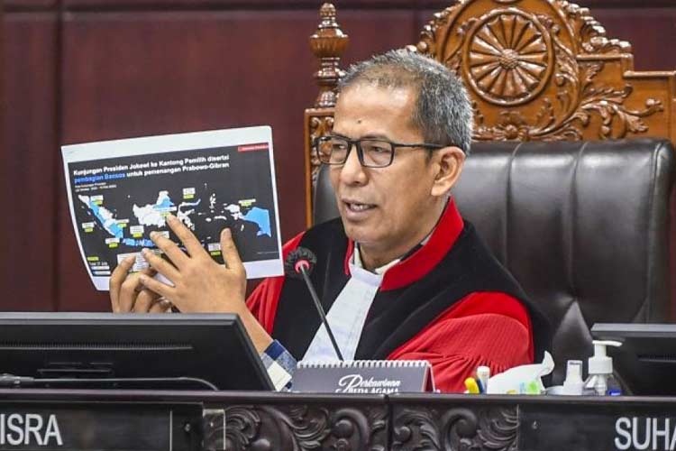 Wakil Ketua MK, Saldi Isra. (Foto: Antara Foto/Galih Pradipta)