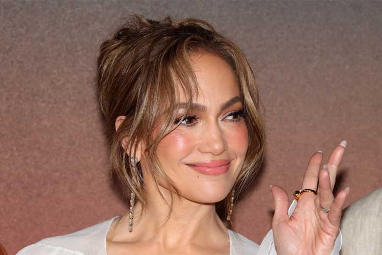 14 Lagu Jennifer Lopez yang Masuk Billboard Hot 100 dalam 15 Tahun Terakhir