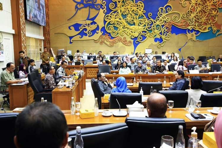 DPR RI Setujui Ketentuan Baru Pilkada Hanya untuk Partai Nonparlemen