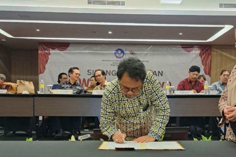 Lima Warisan Budaya Takbenda Riau Dapat Rekomendasi Kemendikbudristek: Zapin Maharani Jadi Sorotan