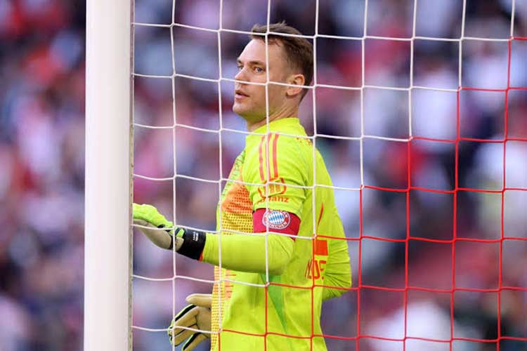 Manuel Neuer, kiper timnas Jerman memutuskan pensiun dari sepakbola internasional.