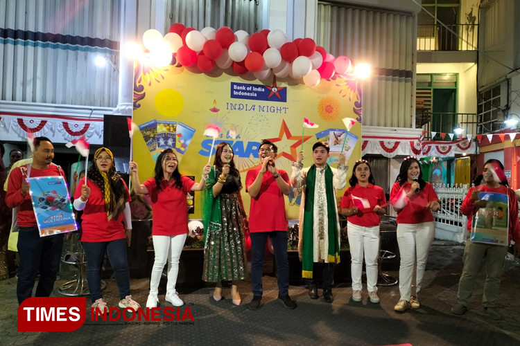 India Night di Halaman Bank of India, Jalan Tunjungan Surabaya, Sabtu (24/8/2024).(Foto : Lely Yuana/TIMES Indonesia)