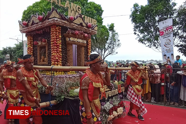 Kreativitas-dan-kemeriahan-Kanjuruhan-Cultur-Carnival-2.jpg