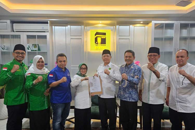 Resmi! Mundjidah-Sumrambah Diusung 3 Partai di Pilkada Jombang, Siap Melanjutkan Proker yang Tertunda