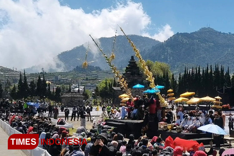 Prosesi Cukur Rambut Gimbal di DCF Banjarnegara, Permintaan Harus Dituruti, Ini Alasannya