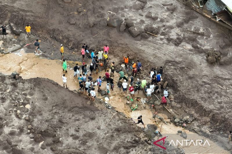 BNPB: Operasi Pencarian Korban Banjir Bandang di Ternate Terus Berlanjut