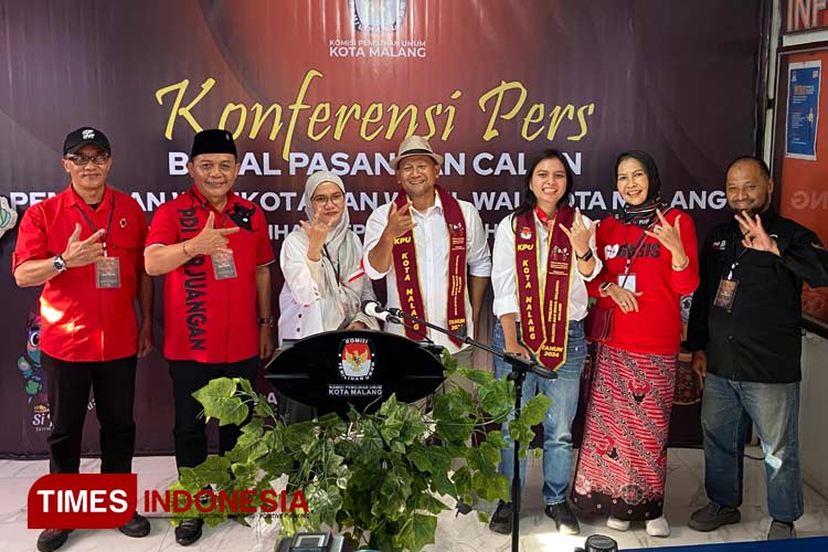 Momen-pergantian-pemain-Rizky-Boncell-dan-Ganis-Rumpoko-B.jpg