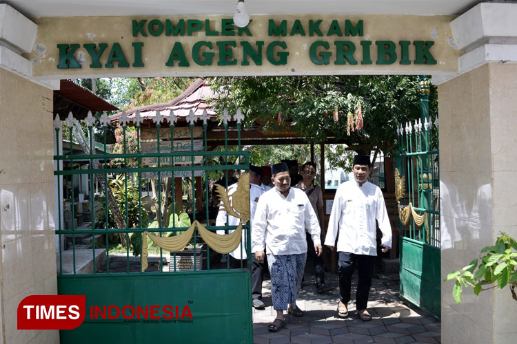 pemakaman-Ki-Ageng-Gribik-2.jpg