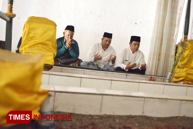 Berkah Leluhur dan Bupati Malang Pertama, Bekal Abah Gun Memimpin Kabupaten Malang