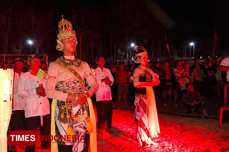 Ruwatan Wayang Beber: A Journey Through Java’s Sacred Heritage