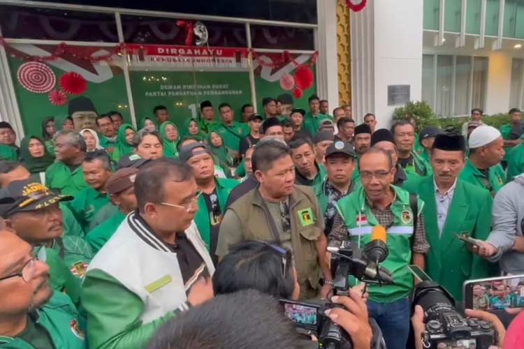 Dukung Ivan-Dede, Para Petinggi PPP Kota Tasikmalaya Mundur dari Partai