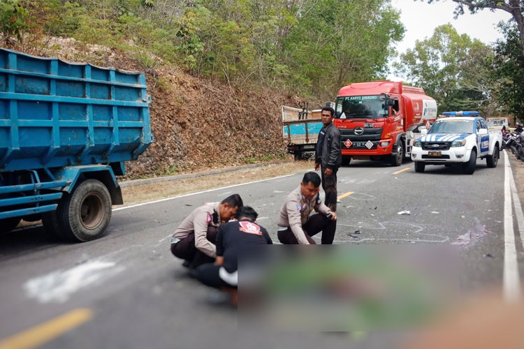 Gegara Gadget di Tangan, Nyawa Pemotor di Pacitan Melayang