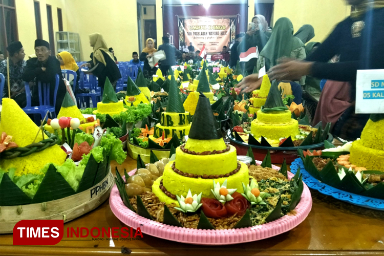 79 Buceng dan Wayang Kulit "Angkoro Sirno" Menutup Malam Akhir Agustus 2024 di Pacitan