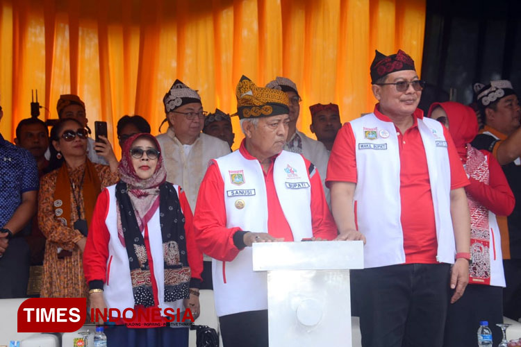 BuPATI-Sanusi.jpg