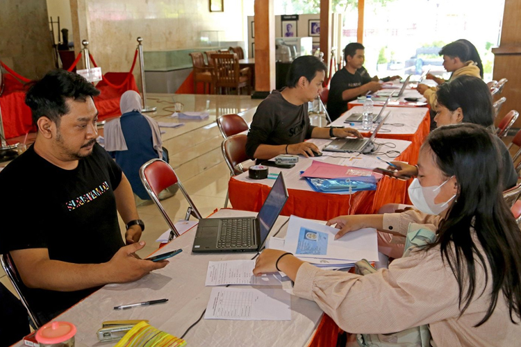 Bersyukur, Mahasiswa Penerima Beasiswa Pemuda Tangguh Ini Akhirnya Bisa Kuliah