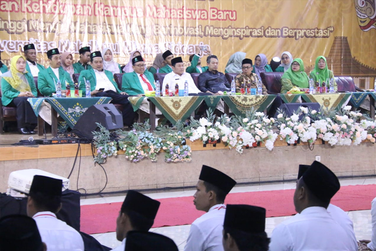 Ratusan calon mahasiswa baru Unusida mengikuti PKKMB. (Foto: Kominfo Sidoarjo)