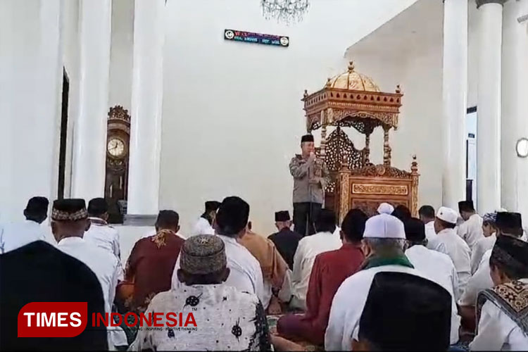 Polresta Banyuwangi Gelar Safari dan Jumat Curhat untuk Jaga Kondusifitas Jelang Pilkada 2024