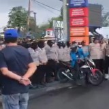 Viral, Pengendara Motor Geber Knalpot Bising di Depan Polwan Polres Tasikmalaya Kota