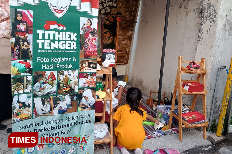 Yayasan Dmart Thithiek Tengger, Mewujudkan Karya Kreatif dari Anak-anak Disabilitas