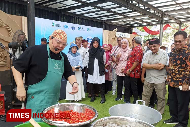 Chef Ragil Meriahkan Banyuwangi Shrimp Festival 2024