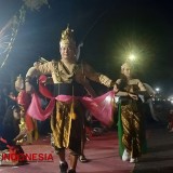 Rama dan Shinta serta Tumpeng Ramaikan Karnaval Agutusan Desa Dilem