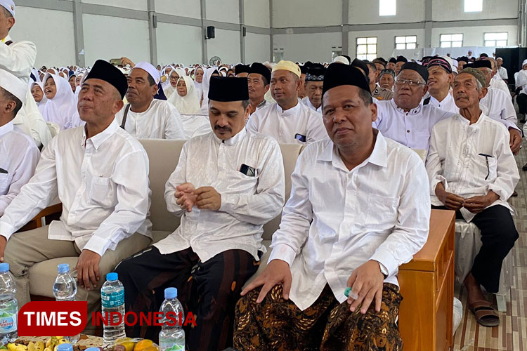 acara-Reuni-Akbar-Jemaah-Haji-dan-Umroh-KBIH-Al-Kautsar.jpg