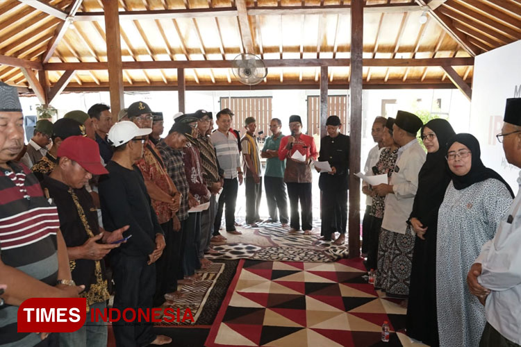 Bawa Perubahan Banyuwangi, Warga Tegaldlimo Kompak Menangkan Ipuk - Mujiono