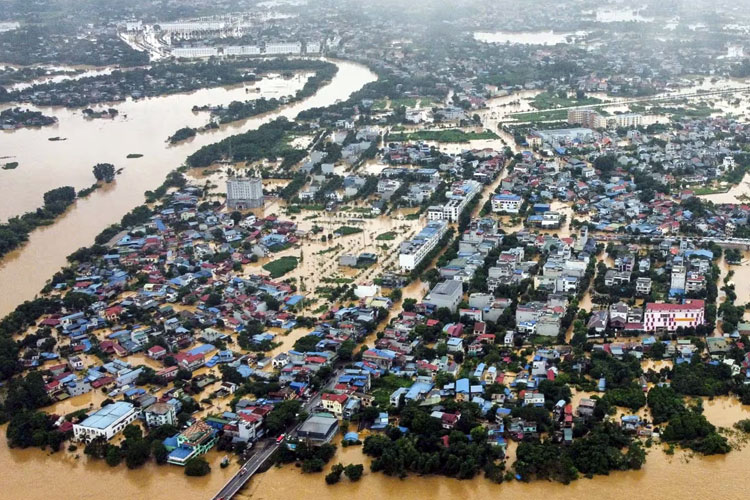 Topan Yagi Hantam Vietnam Utara, 63 Meninggal dan 40 Hilang Akibat Banjir Besar