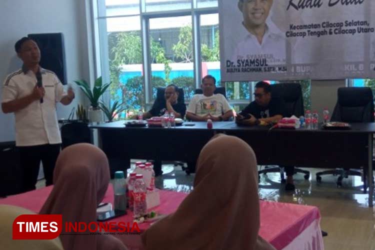 Janji Calon Bupati Cilacap di Depan Kepala Sekolah dan Guru TK