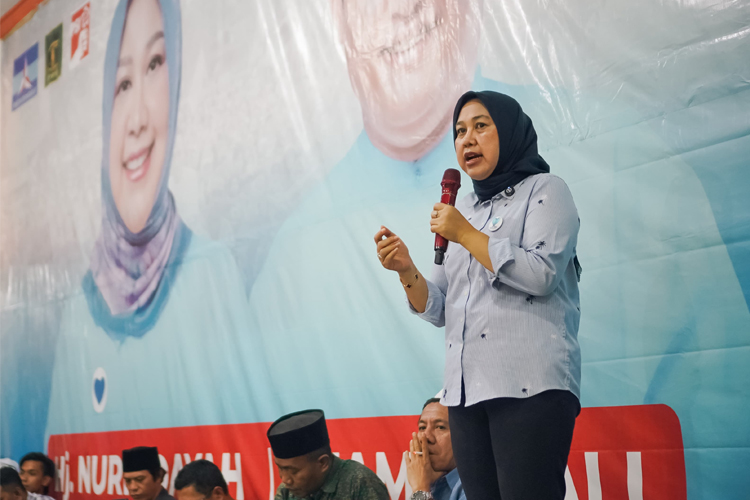 Calon Bupati Lombok Barat Nurhidayah Sesalkan Perusakan Baliho Duet DAFA, Ajak Relawan Tetap Tenang