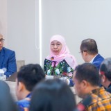 Deep Talks Soal Kepala Daerah Idaman, Khofifah Bicara Tentang Transformational Leader