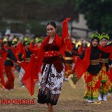 Luar Biasa, 1000 Penari Desa Yosomulyo Banyuwangi Gelar Tarian Kolosal