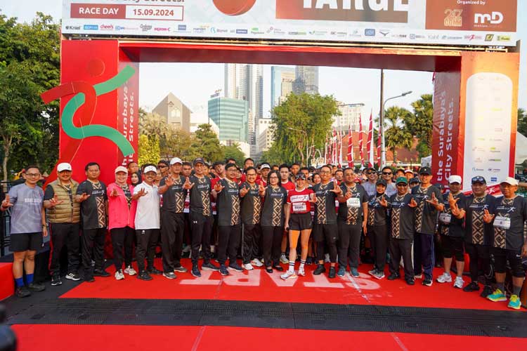 Bank Jatim JConnect Run, 3.200 Pelari Jelajahi Rute Ikonik Bersejarah Surabaya