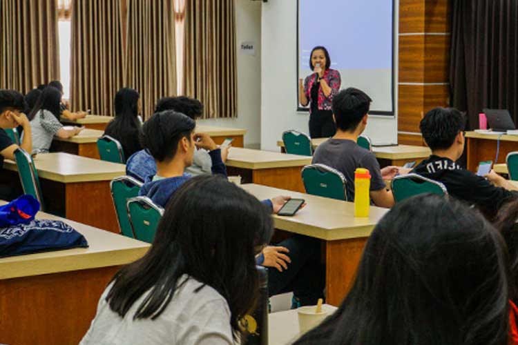 Psikolog UGM Bagikan 7 Tips Menjaga Kesehatan Mental Mahasiswa