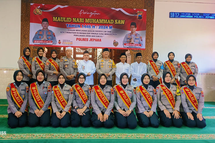 mengisi-ceramah-Maulid-Nabi.jpg