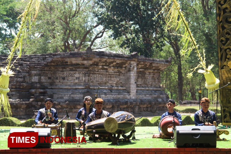 penampilan-dalam-Gema-Mredangga-Tegowangi-2.jpg