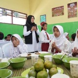 Banyuwangi Sambut Program Nasional dengan Simulasi Makan Siang Bergizi