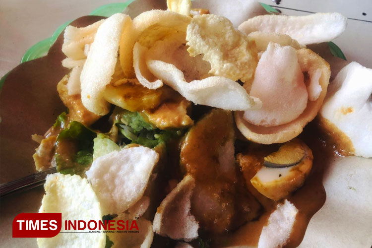 Gado-Gado Goyang Rasa Surabaya, Lezatnya Melegenda 