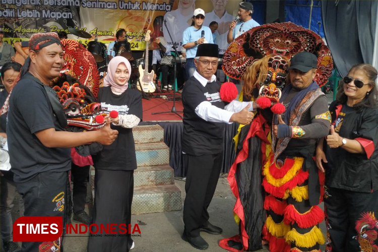 Pilkada Kota Kediri, Komunitas Seniman Kota Kediri Sepakat Dukung Pasangan Vinanda Gus Qowim 