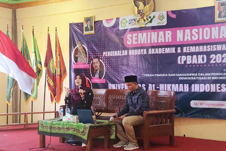 Seminar Nasional Universitas Al Hikmah Tuban, Ini Pesan Lia Istifhama